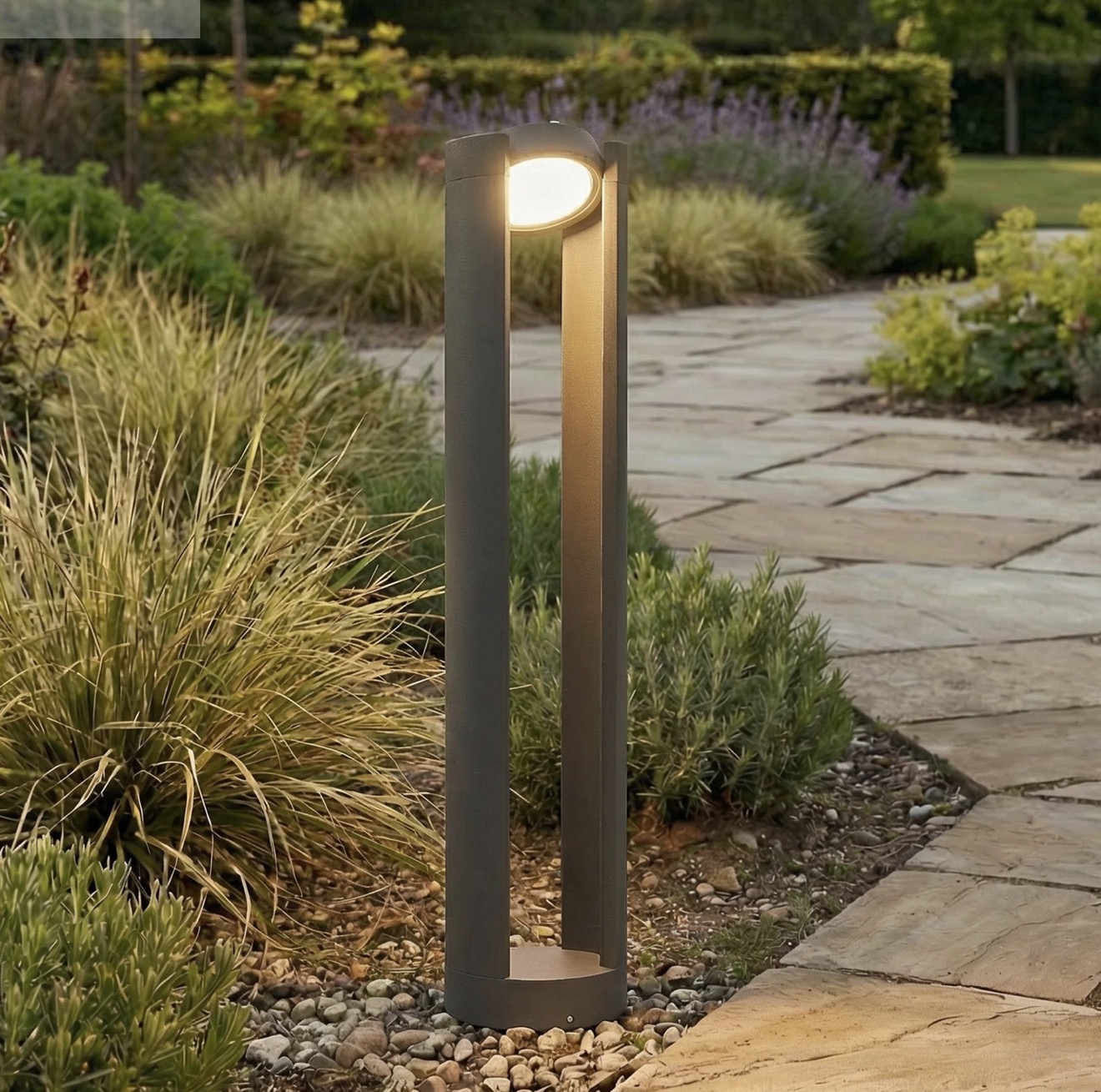 Borne extérieure jardin
